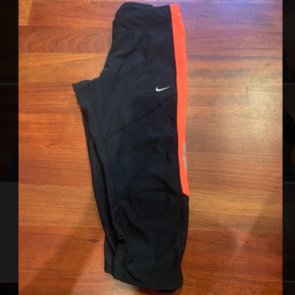 nike capri leggings